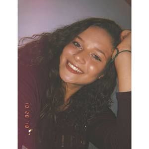 Meet your Posher, Daniela